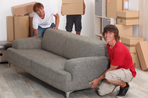 Customized packing and unpacking services in London